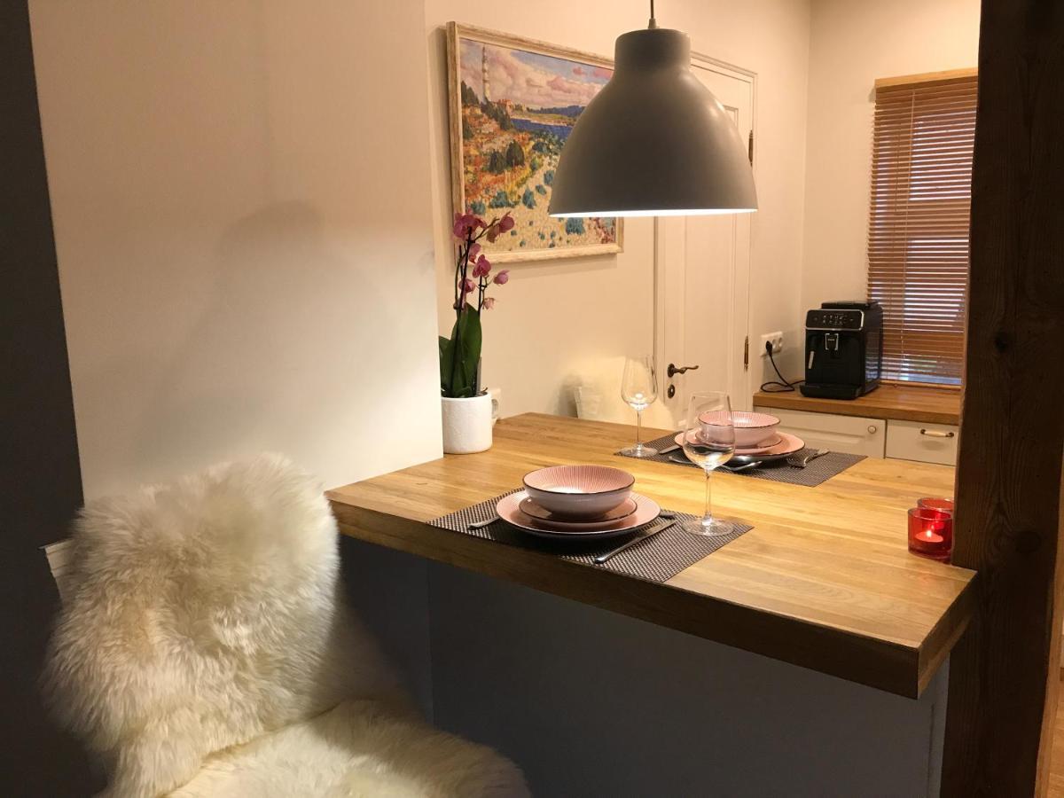 Lossi Apartment Kuressaare Buitenkant foto